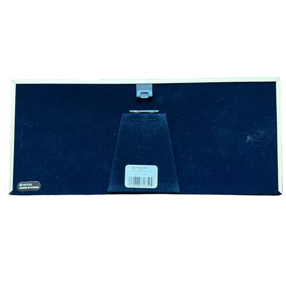 Lot of 6 Frames, Various Sizes, Table and/or Wall Frames